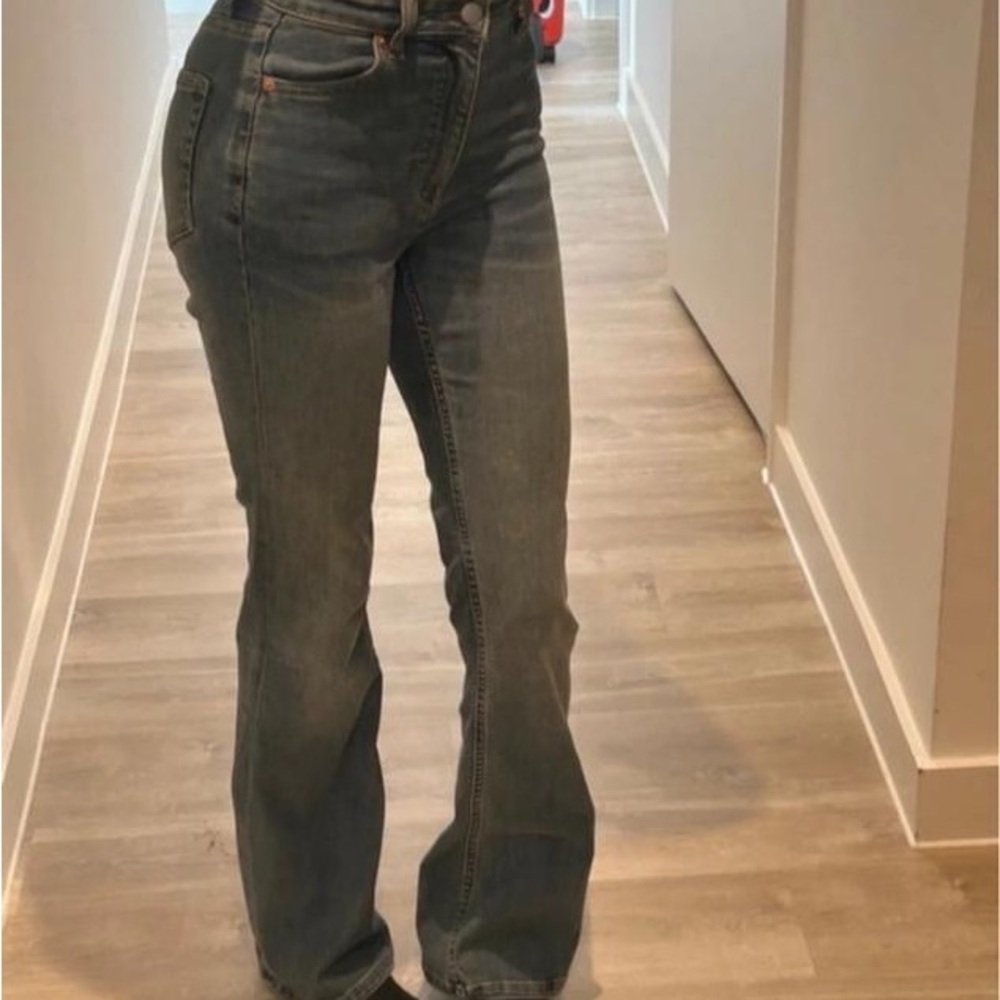 Weekday jeans